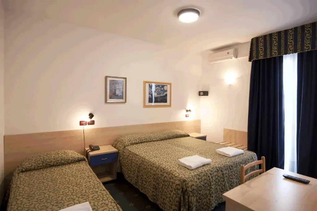 Hotel Meduna Caorle 3*,  Italia
